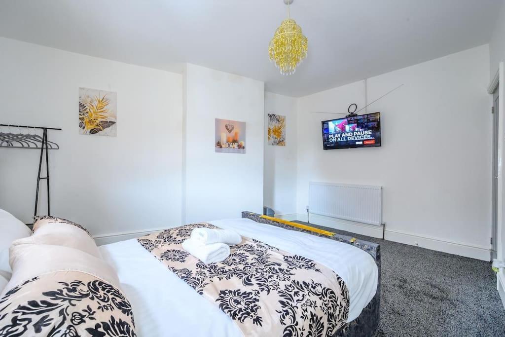 -16Pt- For Your Relaxed & Cosy Stay & Free Parking Leeds  Extérieur photo